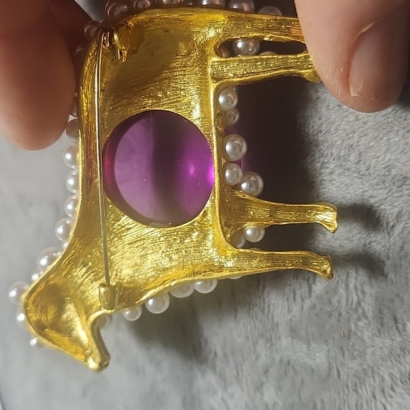 Brooch - Picture 3 of 5